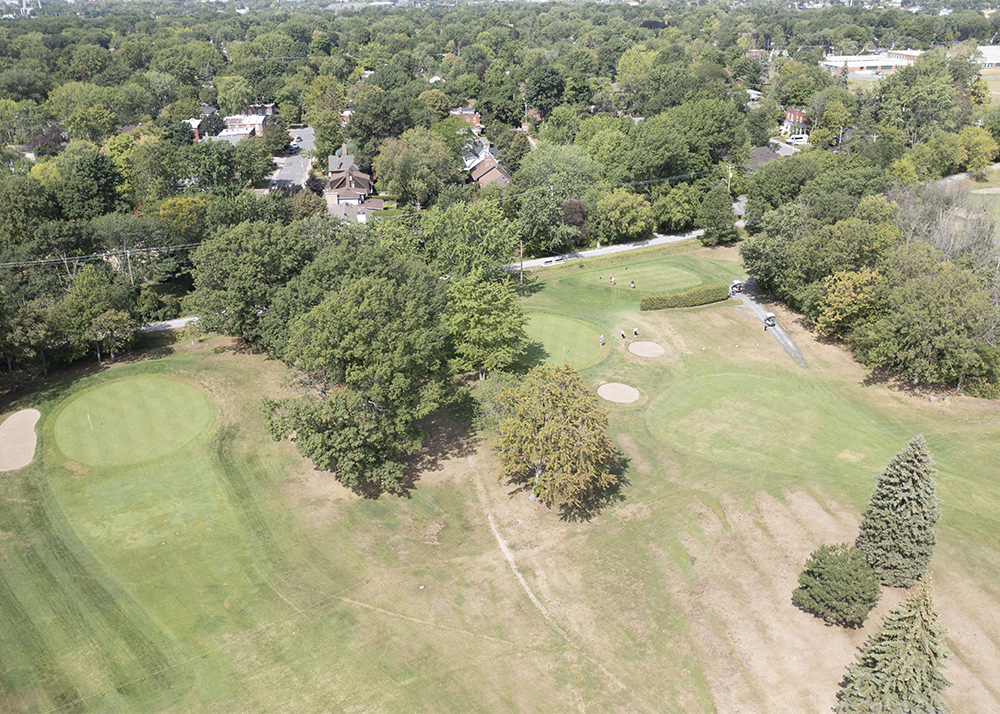 Gallerie bâtiments golfmunicipal aérienne2